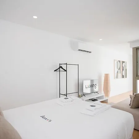 Apartment Liiiving In - Downtown Essence F