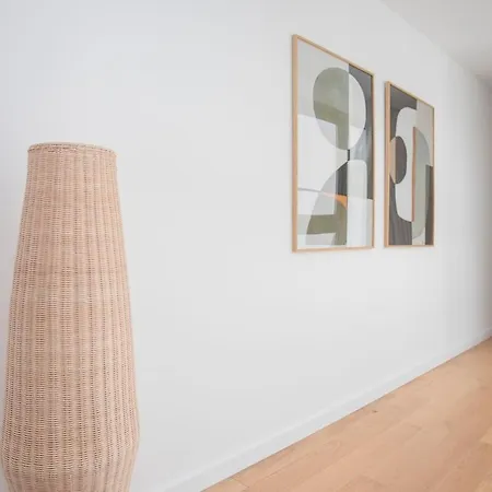 Apartment Liiiving In - Downtown Essence F *